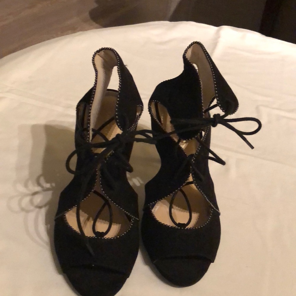 Nine West black lace up  suede Heels $76 Size 7:5 - Picture 1 of 9